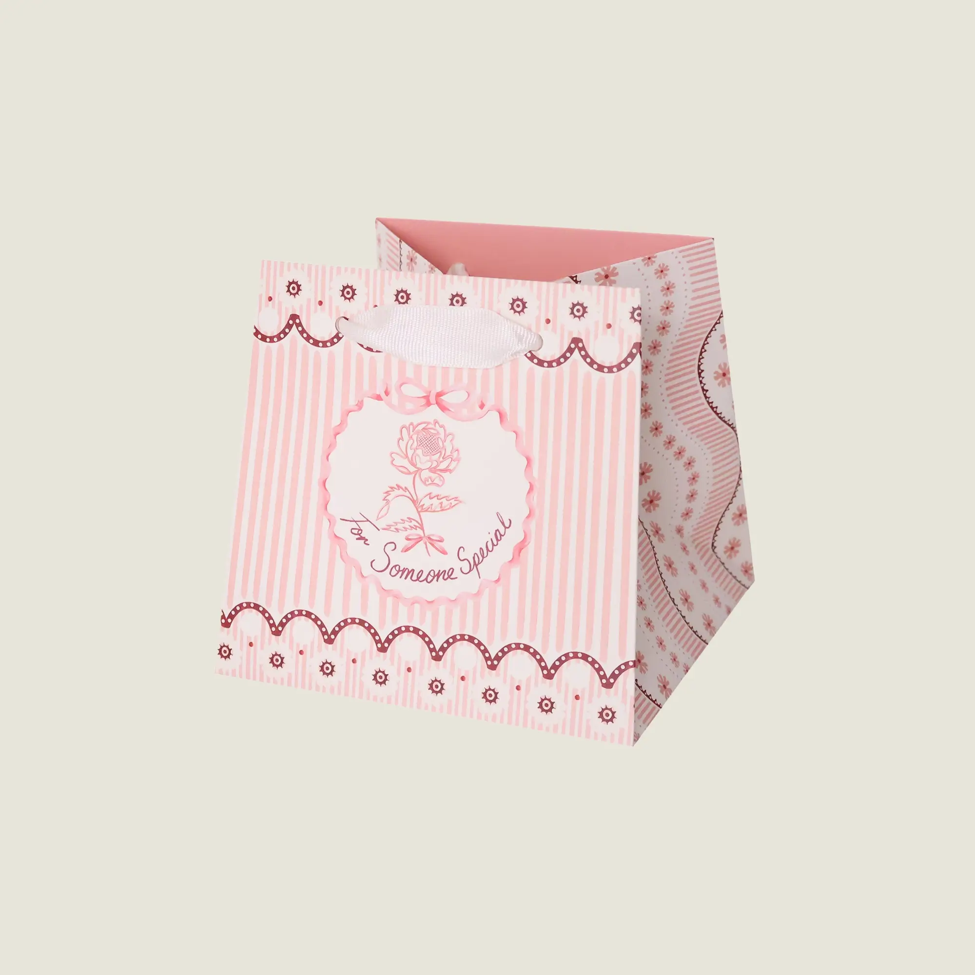 Show details for Bespoke Luxury Patisserie Bags - With Wide Base